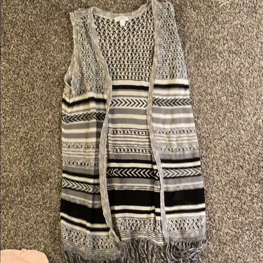 Gray/black/white sweater vest